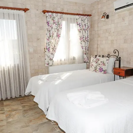 Lotus Butik Homestay